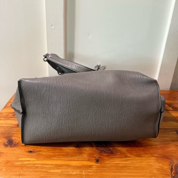 Calvin Klein Sonoma Gray/Black Reversible Tote - Picture 6 of 9